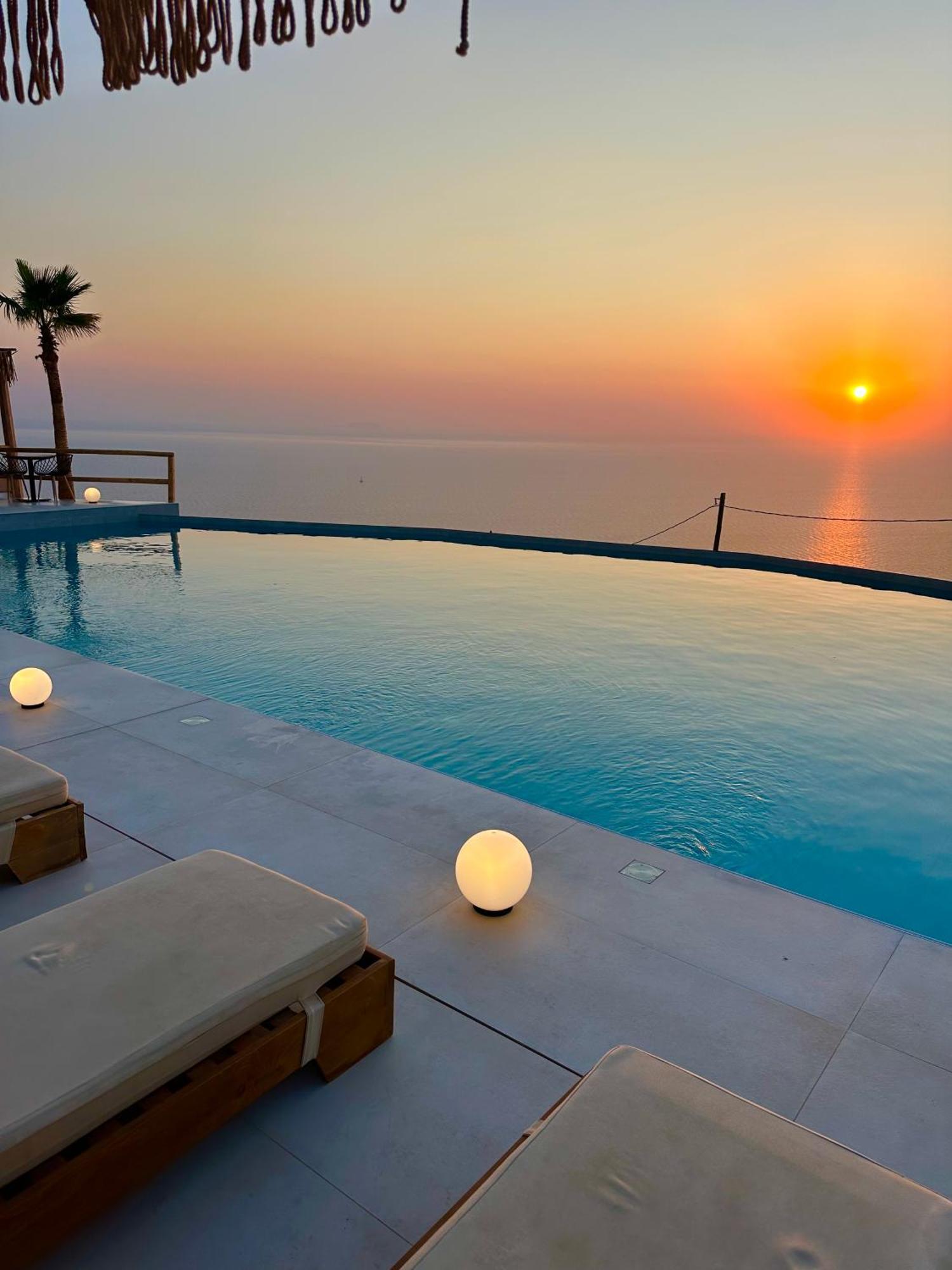 Leon Luxury Suites Imerovigli  Exterior foto